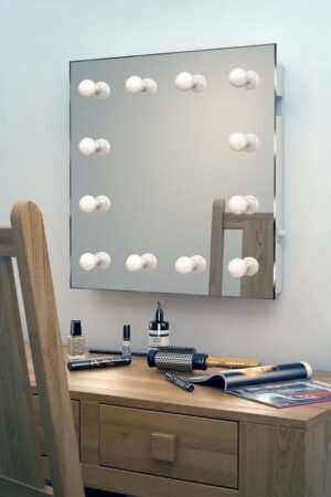 Aria Işıklı Makyaj Aynası 70×70cm